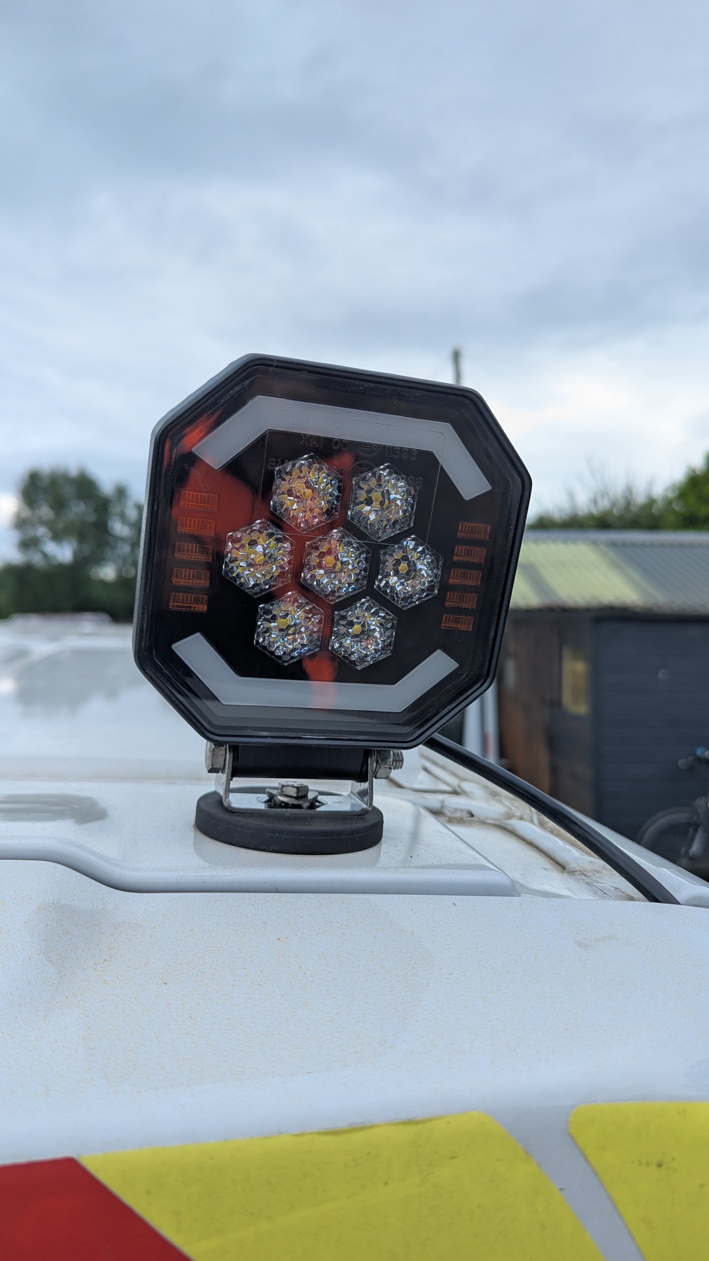 Multifunctional Work Light